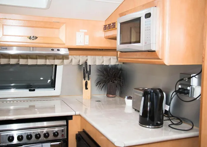 Longford Riverside Caravan Park